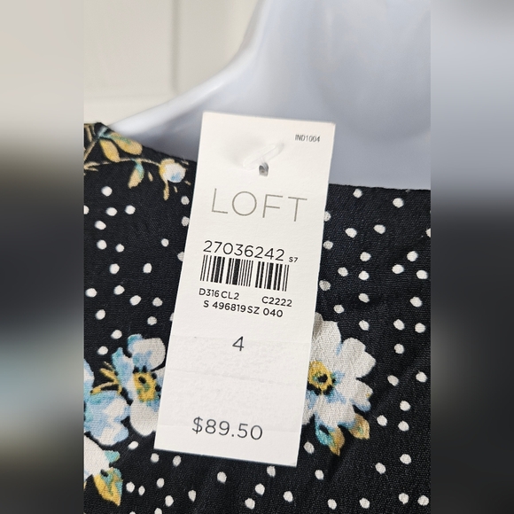 NWT LOFT Black Floral Wrap Skort Romper Dress Womens Size 4 Small - Picture 11 of 13
